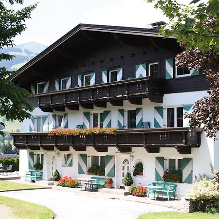 Das Christine Appartement Brixen im Thale Esterno foto