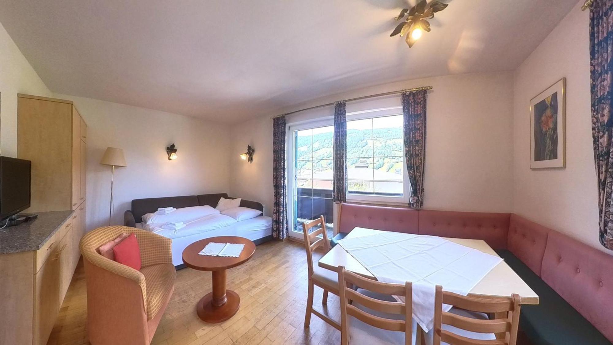 Das Christine Appartement Brixen im Thale Esterno foto