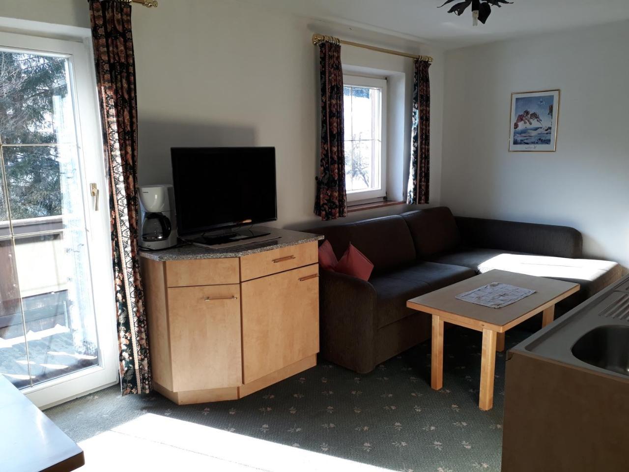 Das Christine Appartement Brixen im Thale Esterno foto
